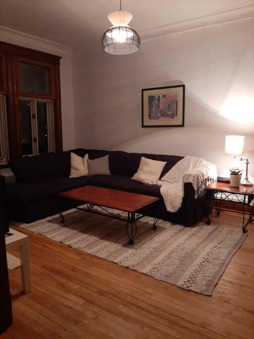 Photo of Livingroom in Maisonneuve
