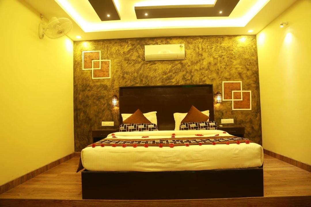 Photo of Bedroom in Poovar