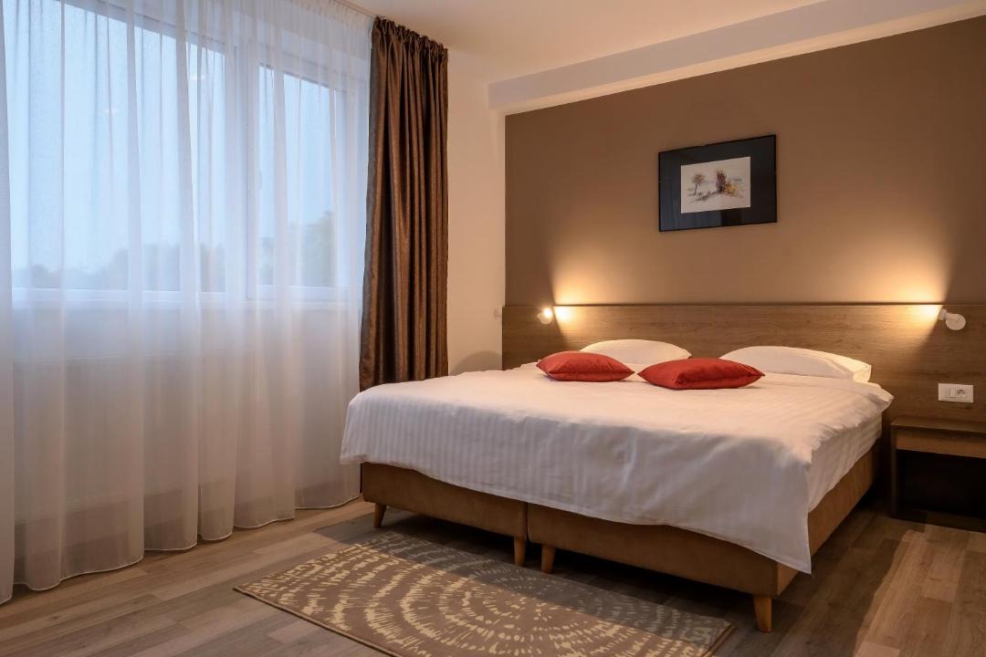 Photo of Bedroom in Tractorul
