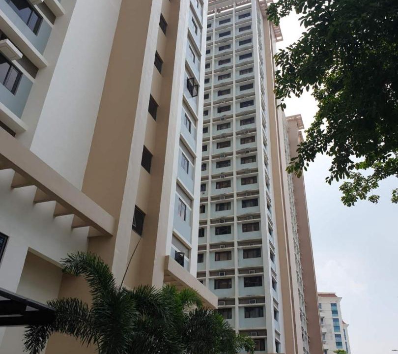 Photo of Buildings in Alabang