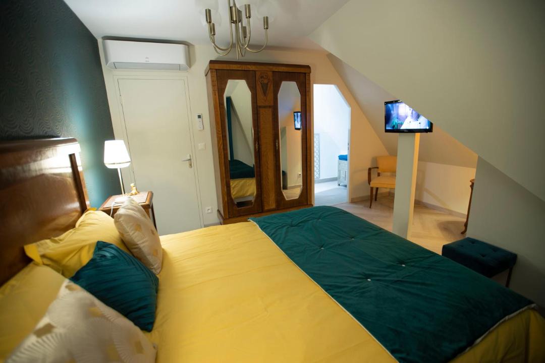 Photo of Bedroom in Rochecorbon
