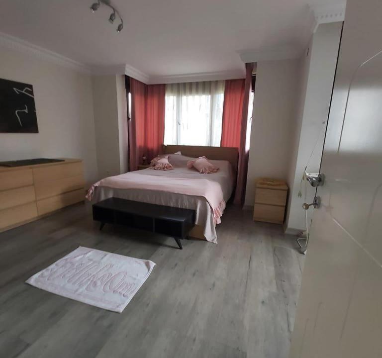 Photo of Bedroom in Lara