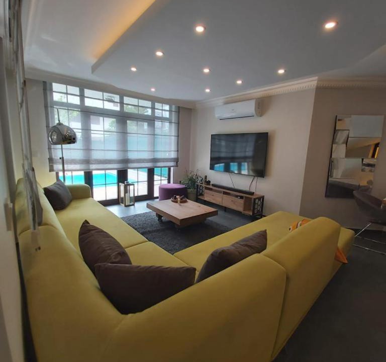 Photo of Livingroom in Lara