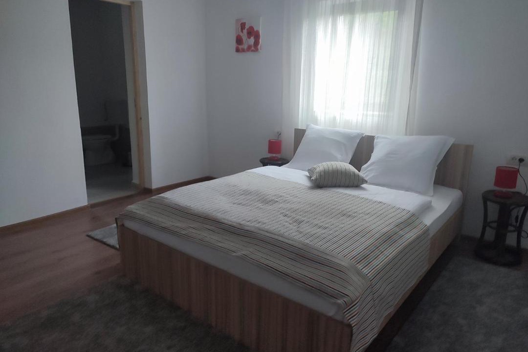 Photo of Bedroom in Pesteana