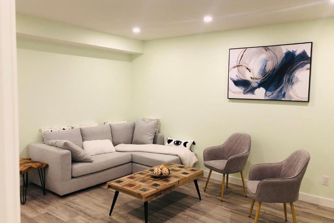 Photo of Livingroom in Springbank Hill