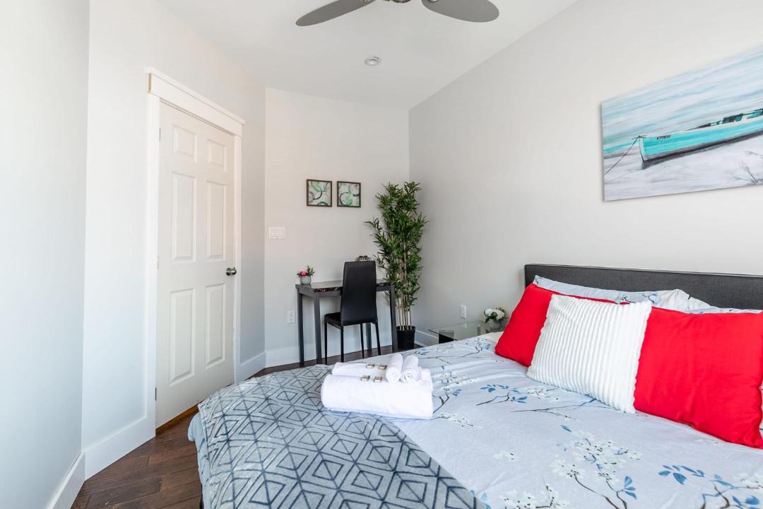 Photo of Bedroom in Central Hamilton
