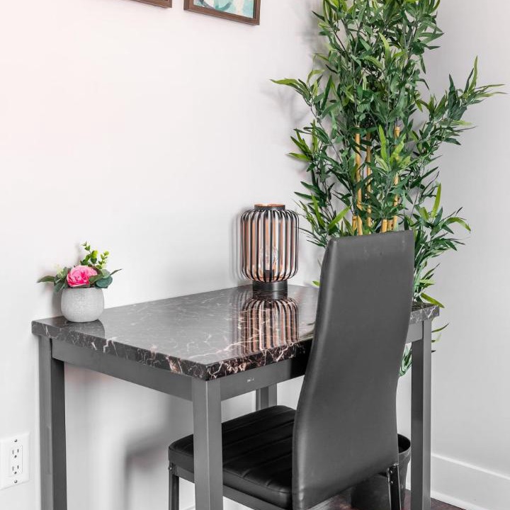 Photo of Livingroom in Central Hamilton