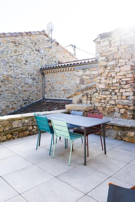 Photo of Patio Balcony in Saint-Etienne-de-Boulogne