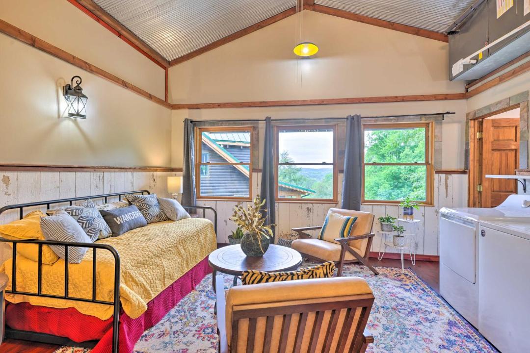 Photo of Livingroom in Fremont County