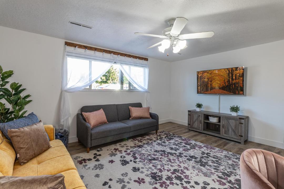 Photo of Livingroom in Orem