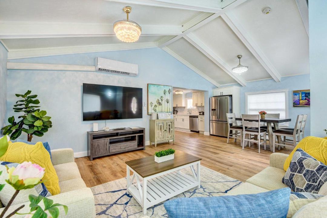 Photo of Livingroom in Bayou Oaks
