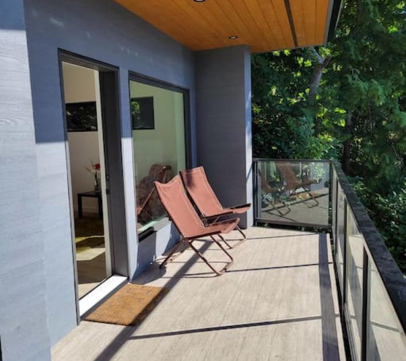 Photo of Patio Balcony in Bowen Island