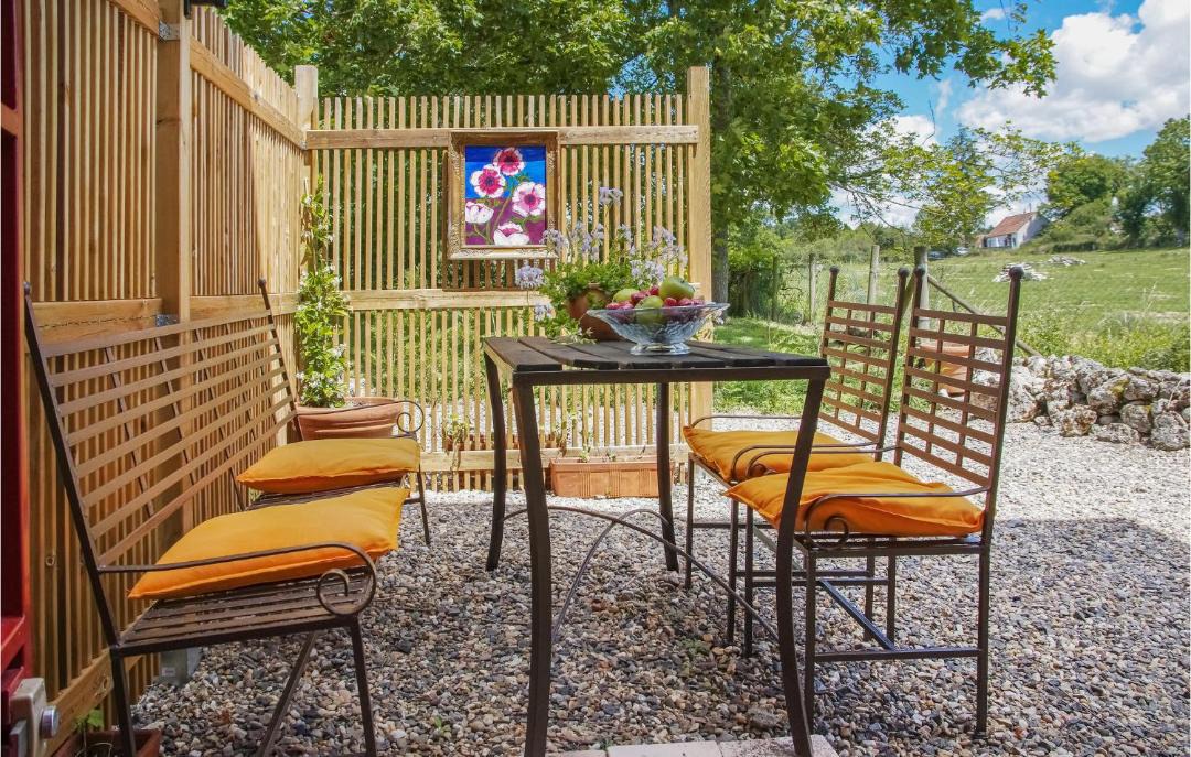 Photo of Patio Balcony in Langy