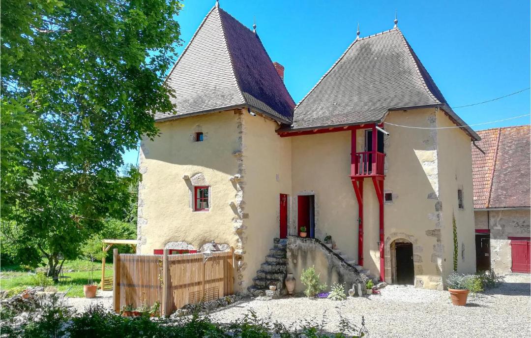 Photo of Buildings in Langy