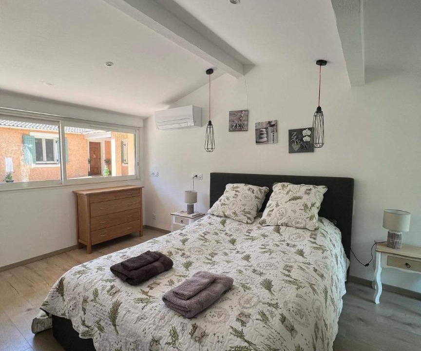 Photo of Bedroom in Entrecasteaux