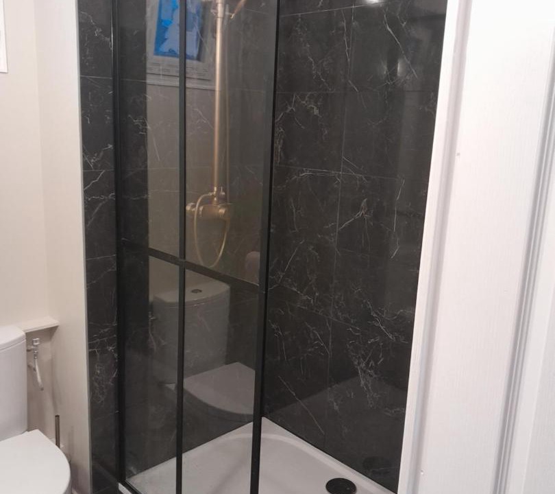 Photo of Bathroom in Coye-la-Foret