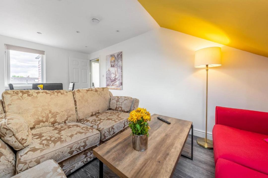 Photo of Livingroom in Southall Broadway