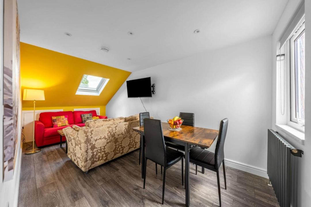 Photo of Livingroom in Southall Broadway