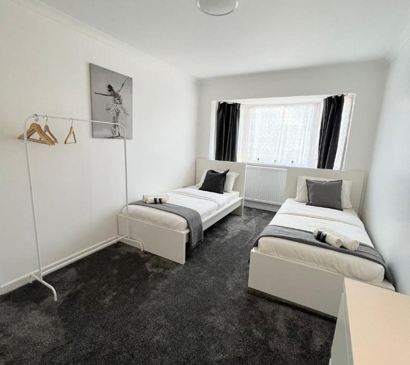 Photo of Livingroom in Dudden Hill
