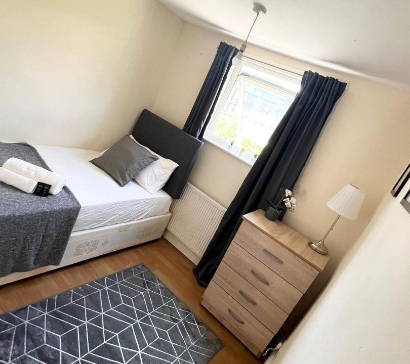 Photo of Bedroom in Kensal Green