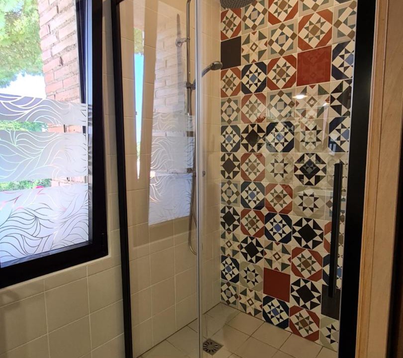 Photo of Bathroom in Thuir