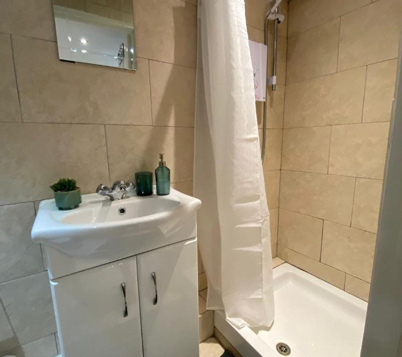 Photo of Bathroom in Abingdon