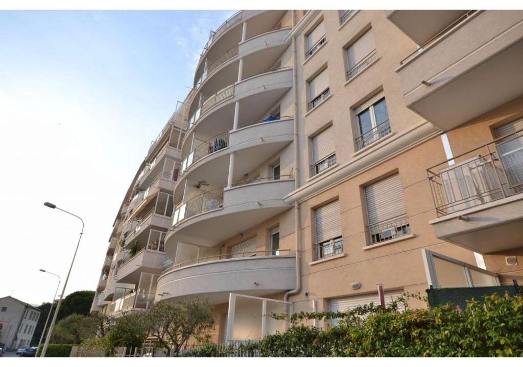 Photo of Buildings in Cannes La Bocca