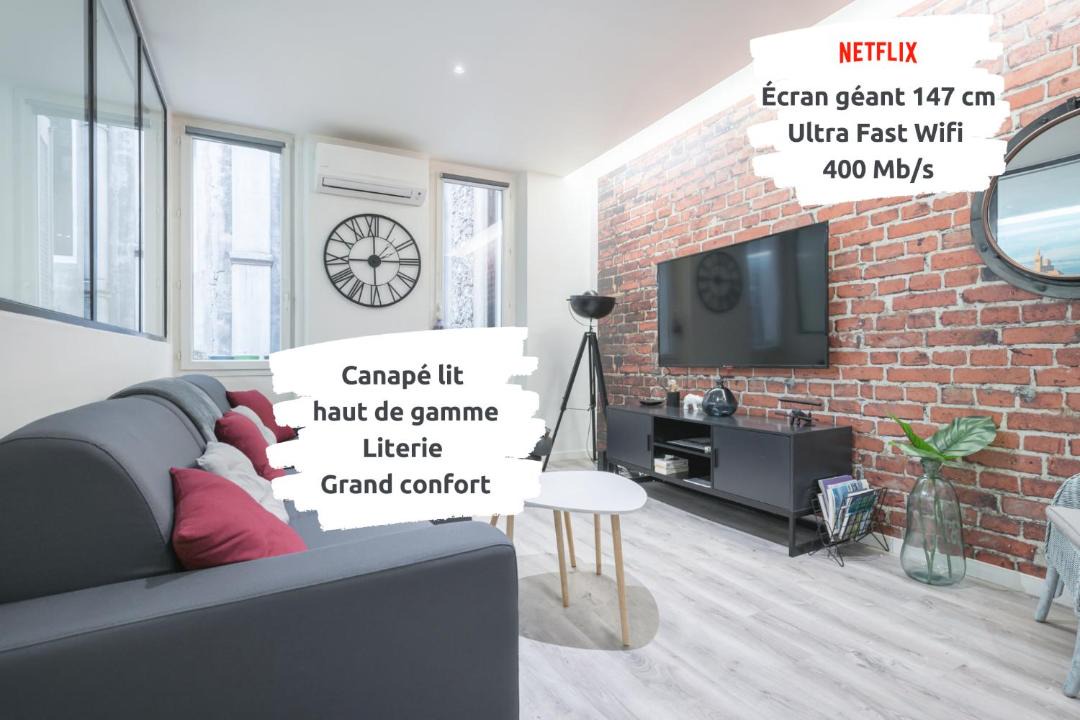 Photo of Livingroom in Opera