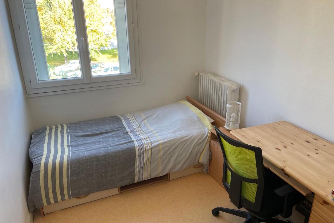 Photo of Bedroom in Nevers