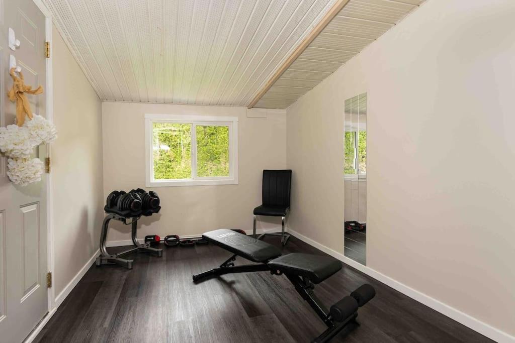 Photo of Livingroom in Abbotsford