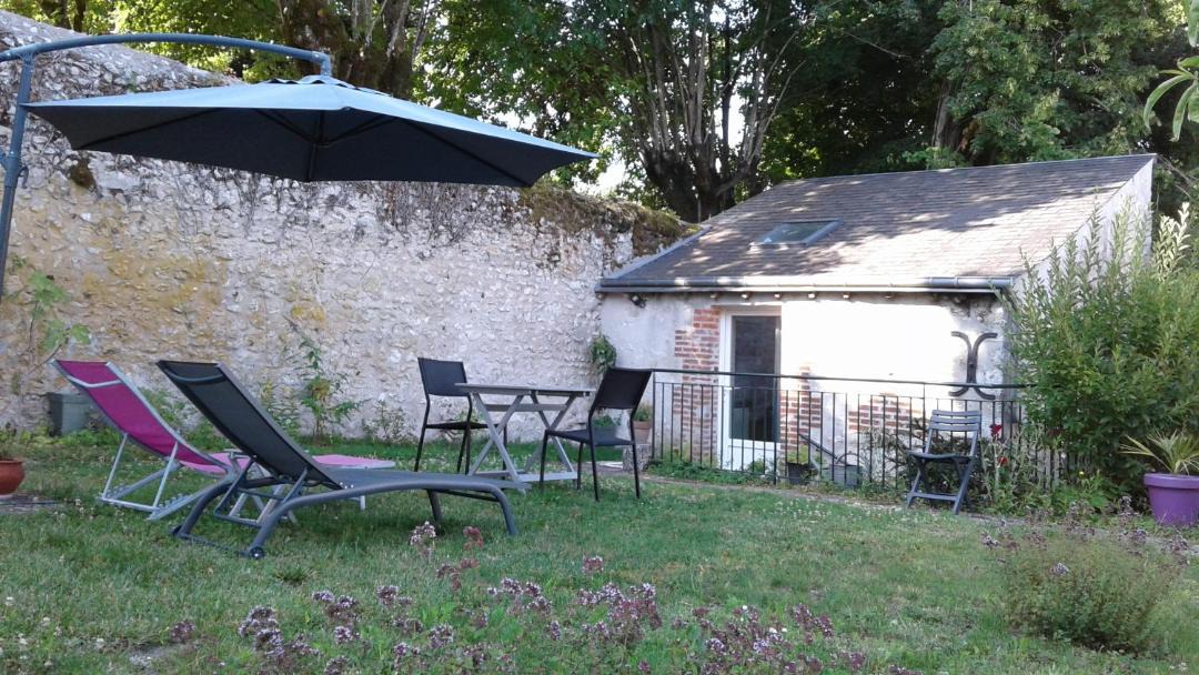 Photo of Buildings in Beaugency