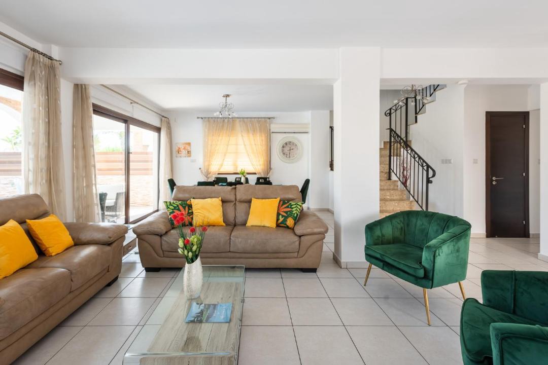 Photo of Livingroom in Ayia Thekla
