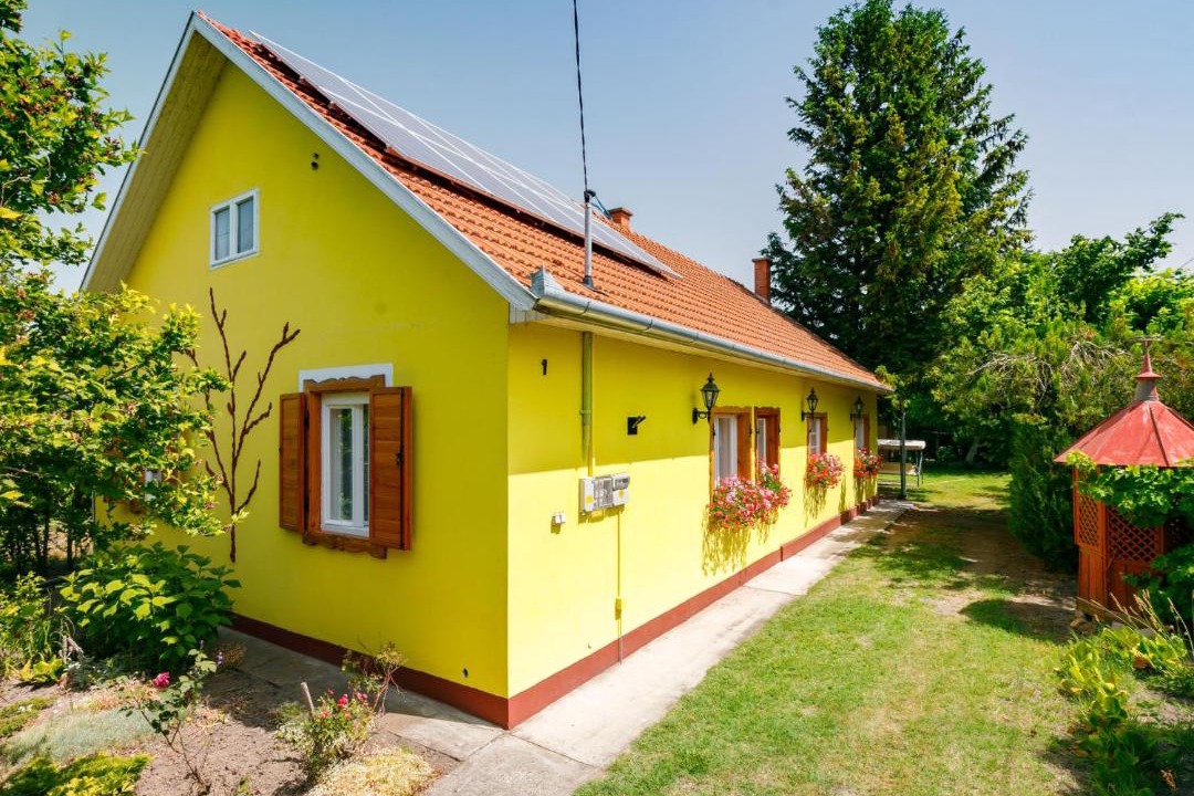 Photo of Buildings in Balatonfenyves