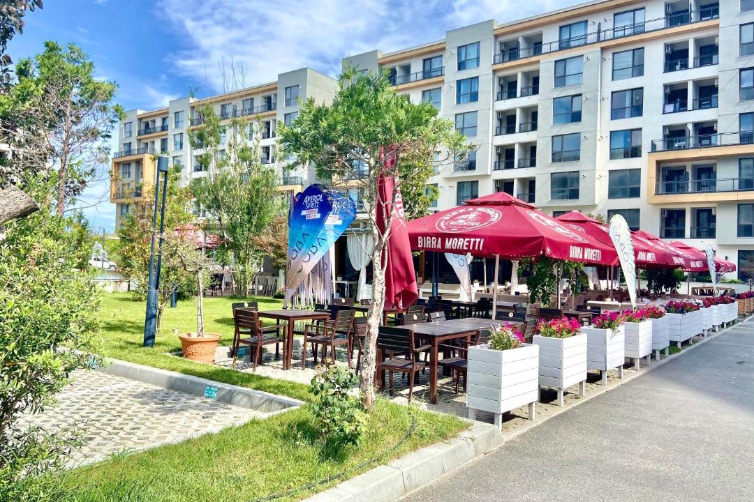 Photo of Buildings in Mamaia-Sat