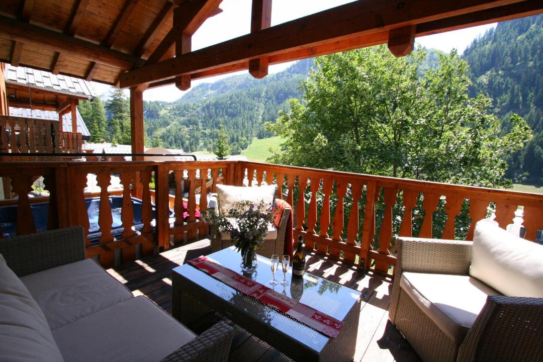 Photo of Patio Balcony in Les Brevieres
