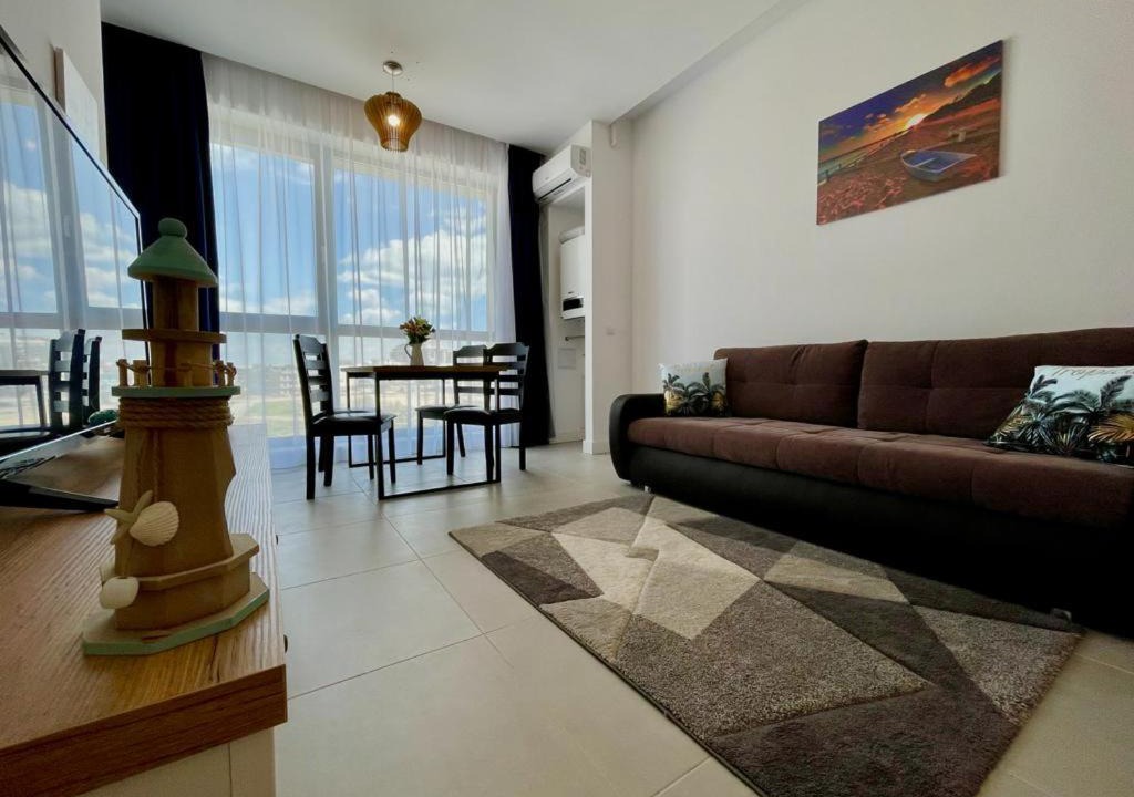 Photo of Livingroom in Mamaia-Sat