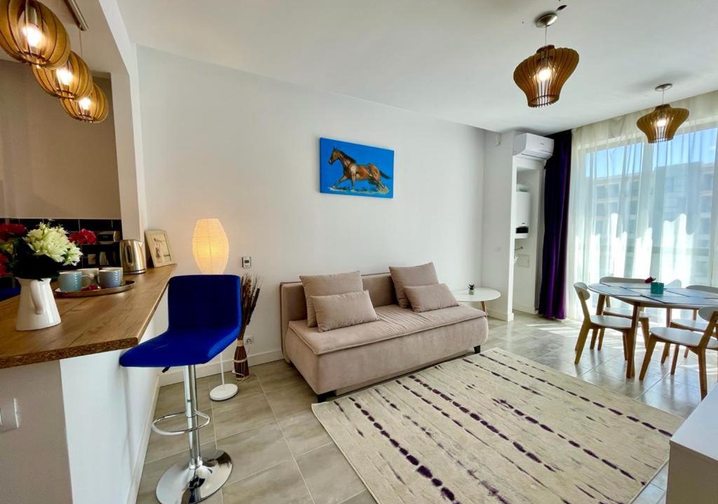 Photo of Livingroom in Mamaia-Sat