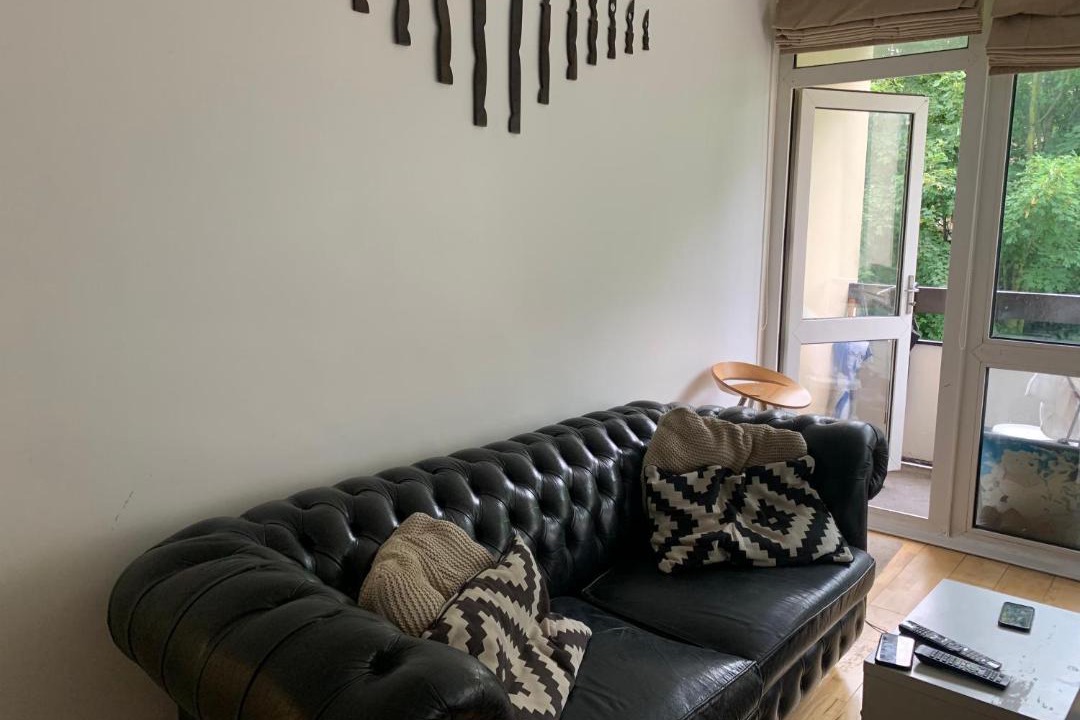 Photo of Livingroom in Woolwich