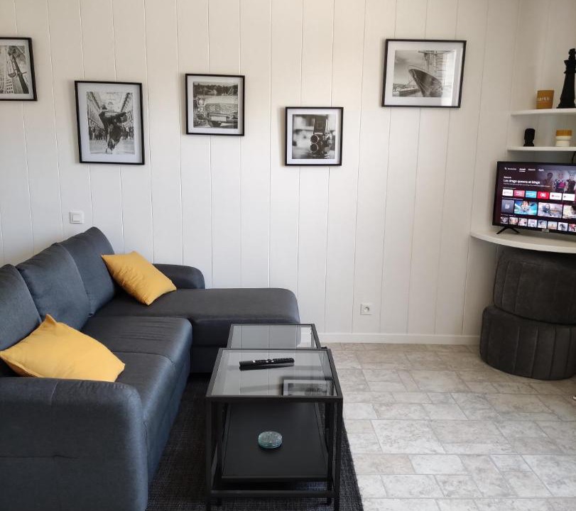 Photo of Livingroom in Chambretaud