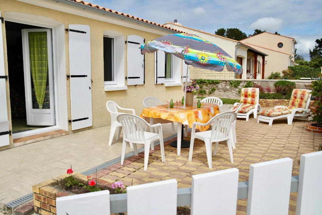 Photo of Others in Brem Sur Mer