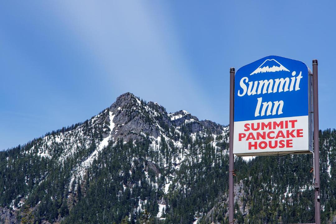 Photo of Others in Snoqualmie Pass