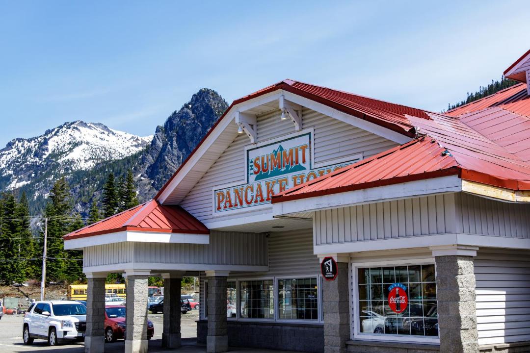 Photo of Others in Snoqualmie Pass