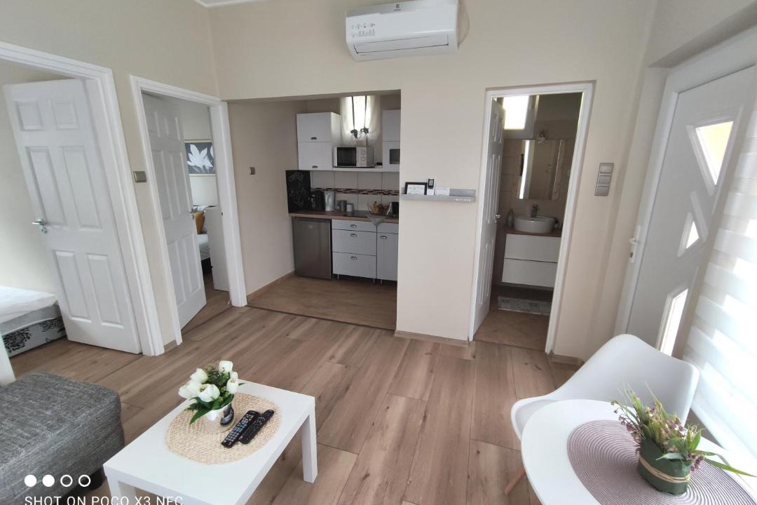 Photo of Livingroom in Zsorifurdo