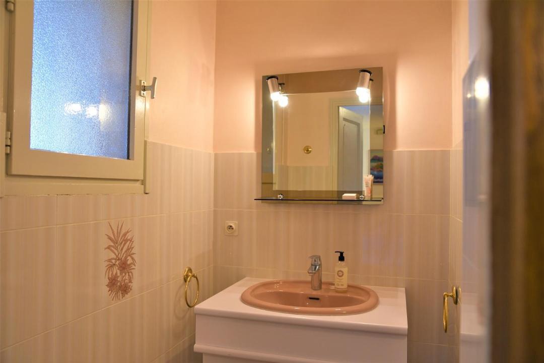 Photo of Bathroom in Tavernes