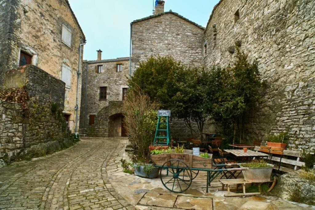 Photo of Others in Saint-Geniez-d'Olt