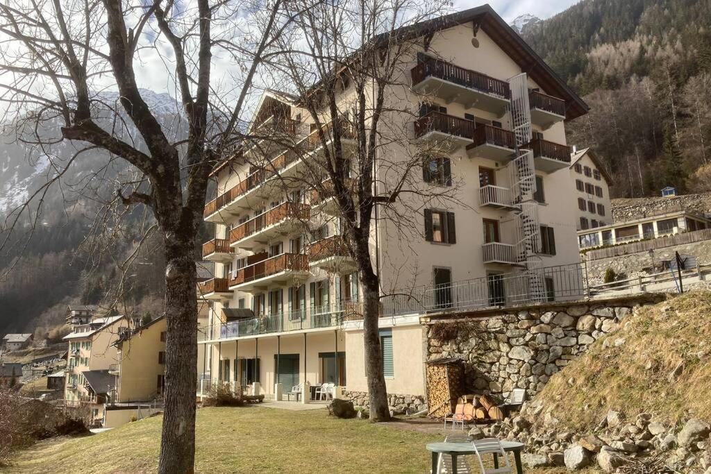Photo of Buildings in Finhaut