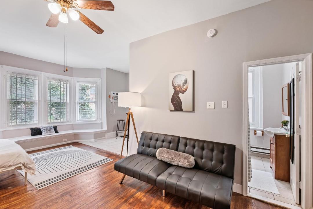 Photo of Livingroom in Spruce Hill