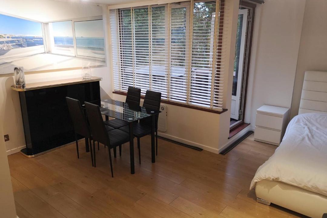 Photo of Livingroom in Westminster