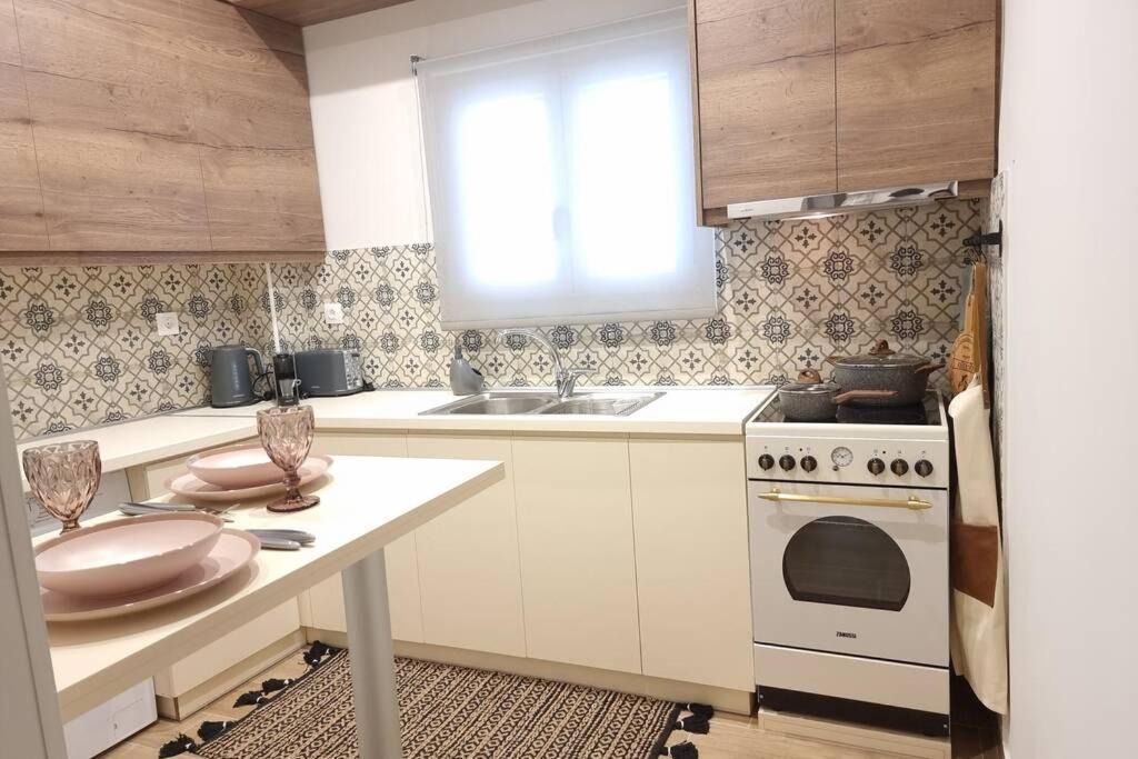 Photo of Kitchen in Volos City Centre