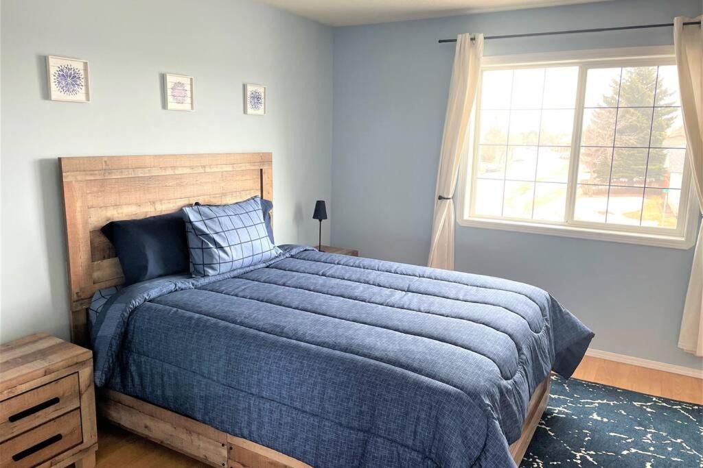 Photo of Bedroom in Camrose